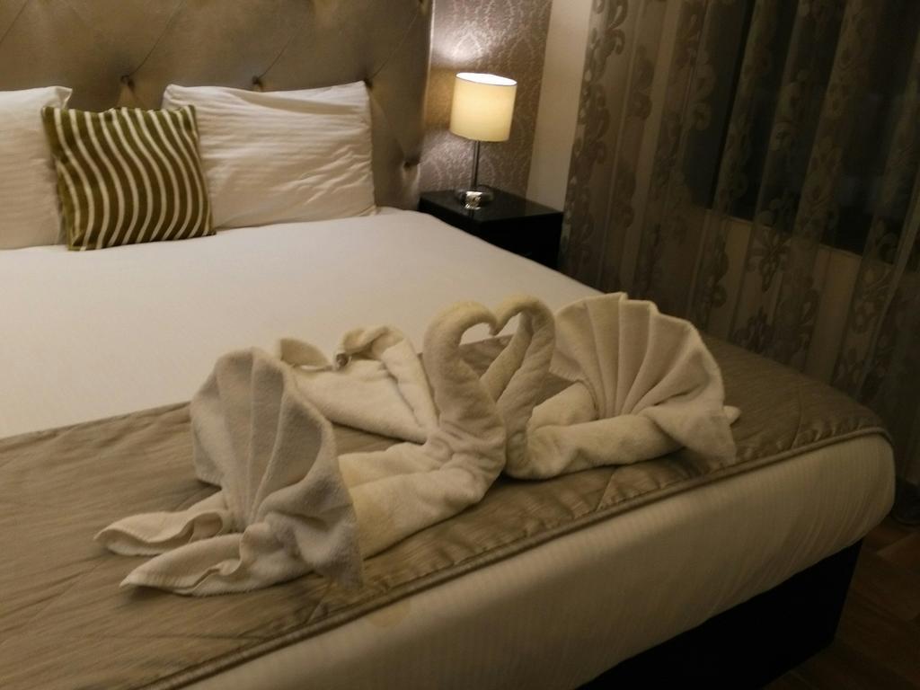Nadine Hotel Suites Amman Exterior foto