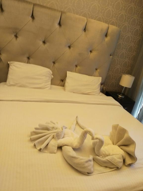 Nadine Hotel Suites Amman Exterior foto