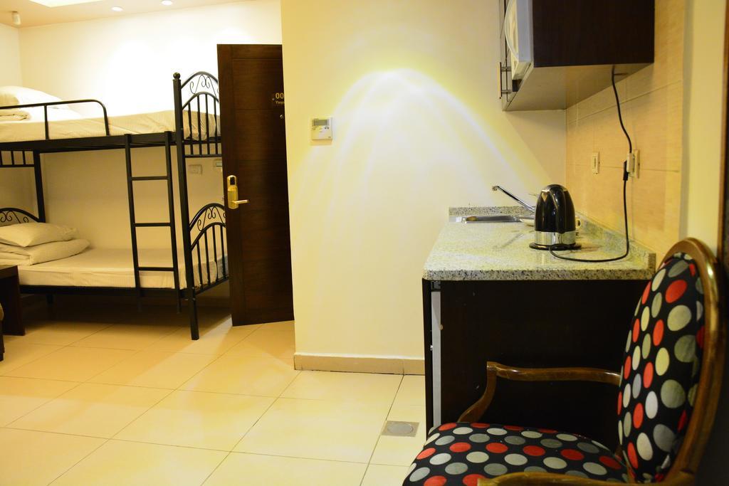 Nadine Hotel Suites Amman Exterior foto